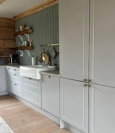 Semesterbostad The Hidden Gem - Mountain & View Vikten