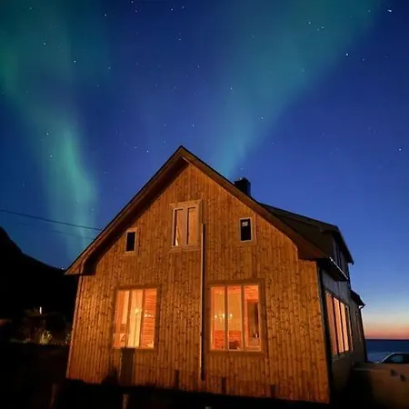 The Hidden Gem - Mountain & View