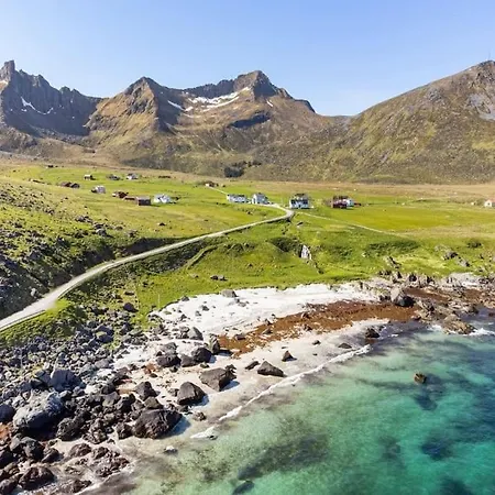 The Hidden Gem - Mountain & View 別荘 Vikten