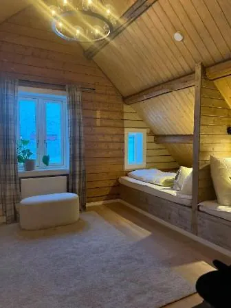 The Hidden Gem - Mountain & View Semesterbostad