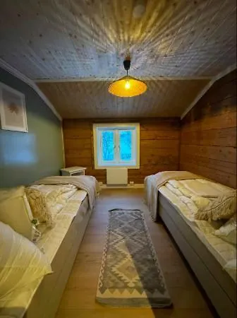 The Hidden Gem - Mountain & View Semesterbostad *