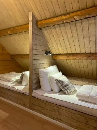 Semesterbostad The Hidden Gem - Mountain & View Vikten