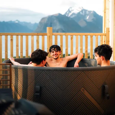 The Hidden Gem - Mountain & View 別荘 *