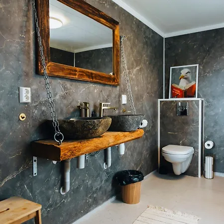 別荘 The Hidden Gem - Mountain & View Vikten