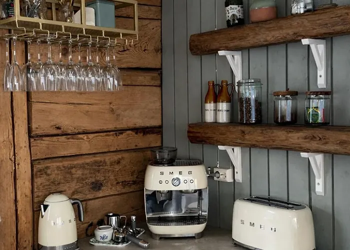 The Hidden Gem - Mountain & View Vikten